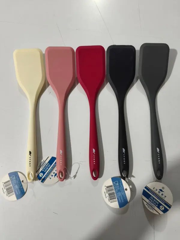 İvory Silikon Orta Boy -SPATULA 26 cm. kırmızı